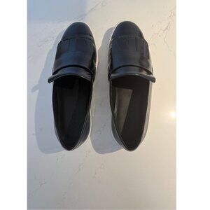 Vince Shoes Black 'Coventry' Kiltie Fringe Slip-On Sneaker Womens Sz 8/EU38